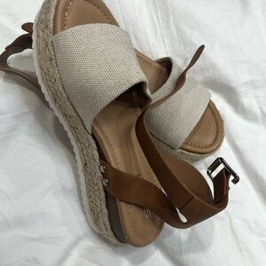 Soda Tan and Cream Espadrille Sandals
